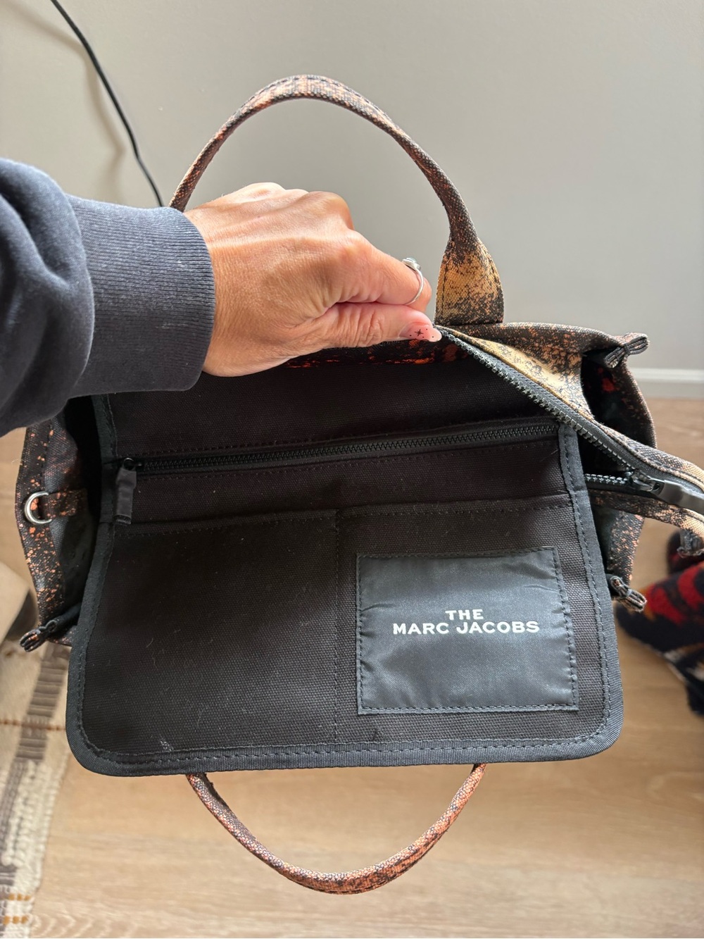 Medium Marc Jacobs custom The Tote Bag w/ Milky Way on the Horizon - Picture 9 of 10